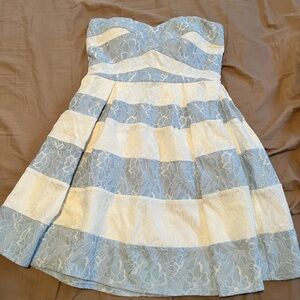 Elegant Strapless Blue and White Lace Dress